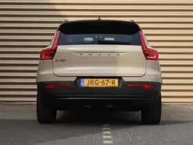 Volvo EX40 (2025) thumbnail 7
