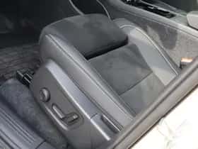 Volvo EX40 (2025) thumbnail 10