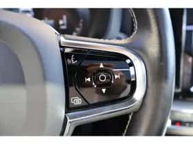 Volvo XC60 (2019) thumbnail 23