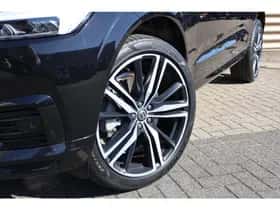 Volvo XC60 (2019) thumbnail 5