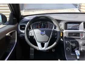 Volvo S60 (2014) thumbnail 3