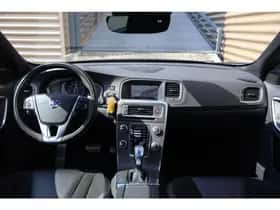 Volvo S60 (2014) thumbnail 26