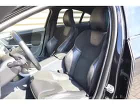 Volvo S60 (2014) thumbnail 29