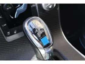 Volvo S60 (2014) thumbnail 40