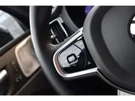Volvo XC60 (2025) thumbnail 38