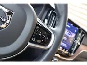Volvo XC60 (2025) thumbnail 39