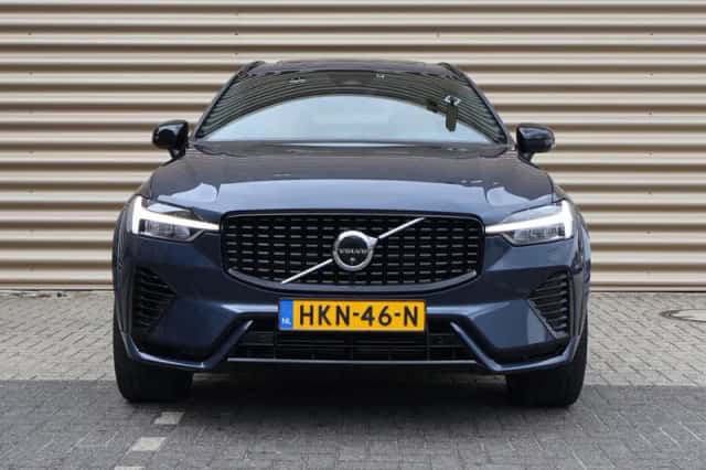 Volvo XC60 (2025) thumbnail 5