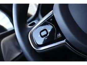 Volvo S60 (2023) thumbnail 27