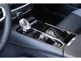 Volvo S60 (2023) thumbnail 36