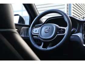 Volvo S60 (2023) thumbnail 39