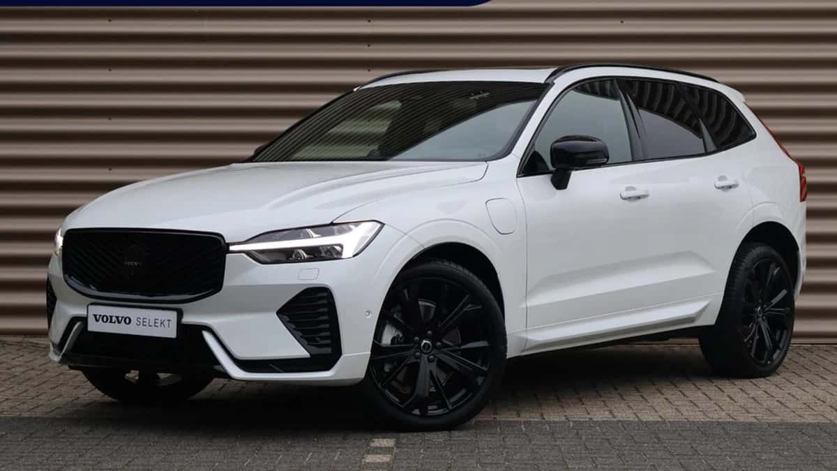 Volvo XC60 (2025) — foto 1