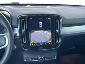 Volvo XC40 (2023) thumbnail 15