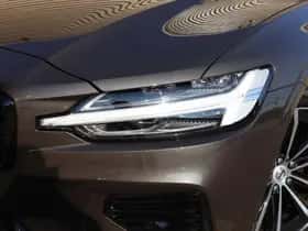 Volvo V60 (2025) thumbnail 3