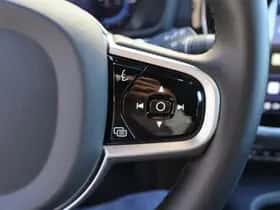 Volvo V60 (2025) thumbnail 24