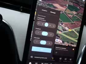 Volvo EX90 (2025) thumbnail 9