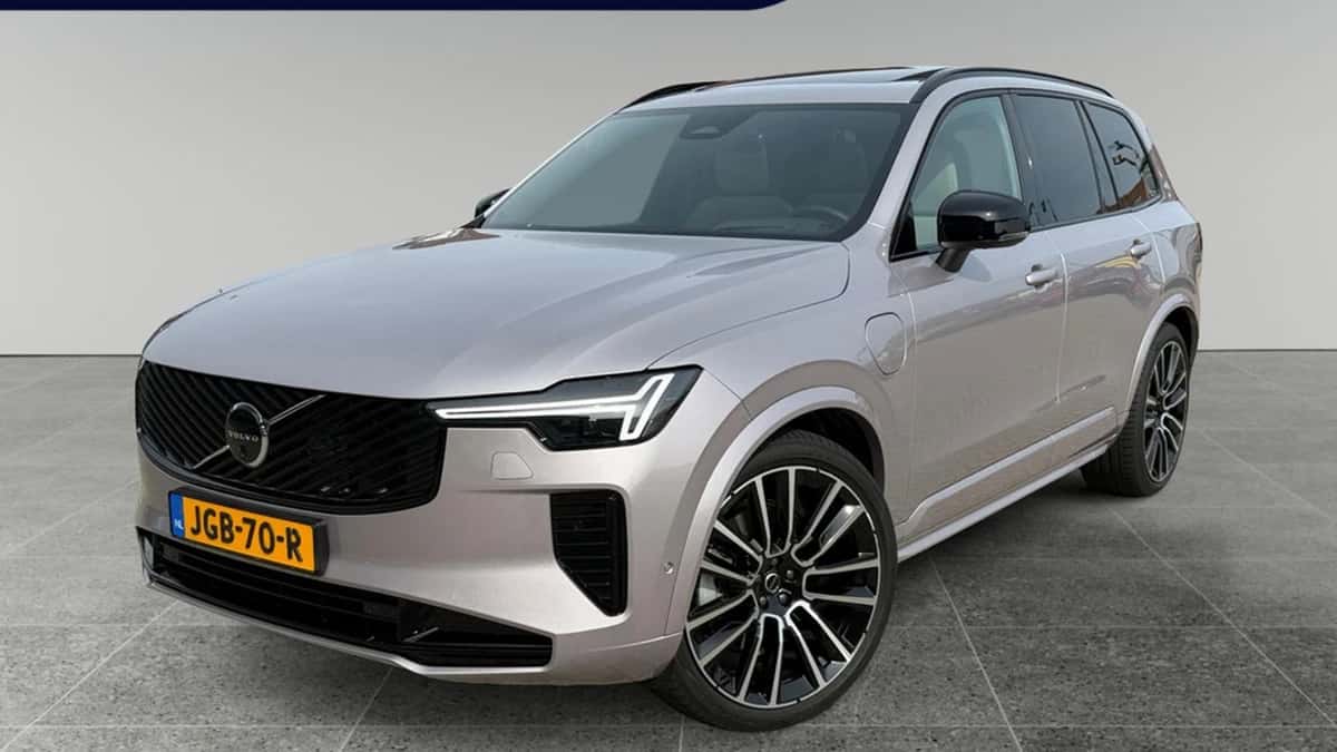 Volvo XC90 (2025) — foto 1