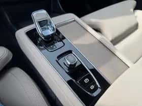 Volvo XC90 (2025) thumbnail 15