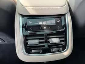 Volvo XC90 (2025) thumbnail 27