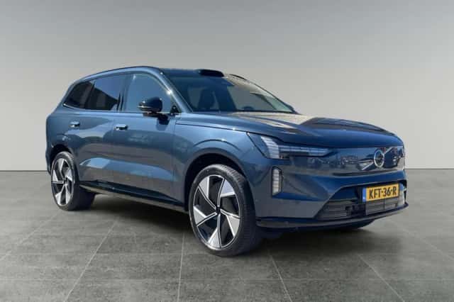 Volvo EX90 (2025) thumbnail 2