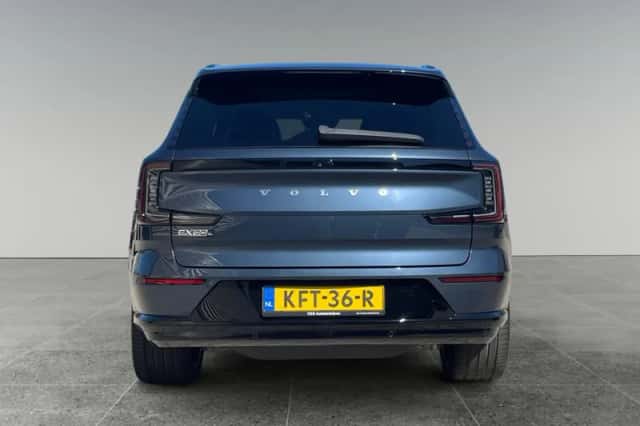 Volvo EX90 (2025) thumbnail 6