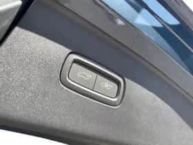 Volvo EX90 (2025) thumbnail 9
