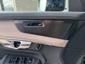 Volvo XC90 (2025) thumbnail 20