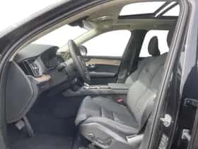 Volvo XC90 (2025) thumbnail 3