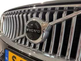 Volvo XC90 (2022) thumbnail 11