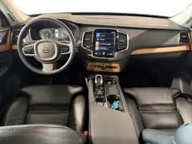 Volvo XC90 (2022) thumbnail 13