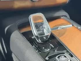 Volvo XC90 (2022) thumbnail 18