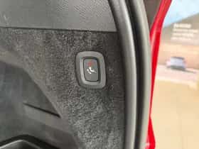 Volvo XC90 (2022) thumbnail 32