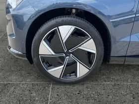 Volvo EX90 (2025) thumbnail 8