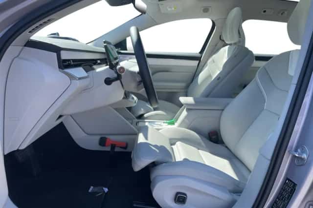 Volvo ES90 (2025) thumbnail 3