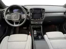 Volvo EX40 (2025) thumbnail 12