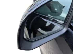 Volvo EX40 (2025) thumbnail 8