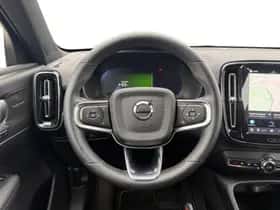 Volvo EX40 (2025) thumbnail 12