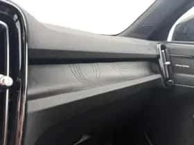 Volvo EX40 (2025) thumbnail 16