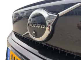 Volvo EX40 (2025) thumbnail 9