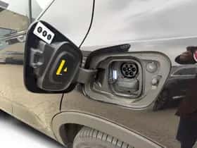 Volvo EX40 (2025) thumbnail 10