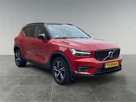 Volvo XC40 (2018) thumbnail 2