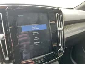 Volvo XC40 (2018) thumbnail 19