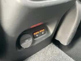 Volvo XC40 (2019) thumbnail 29