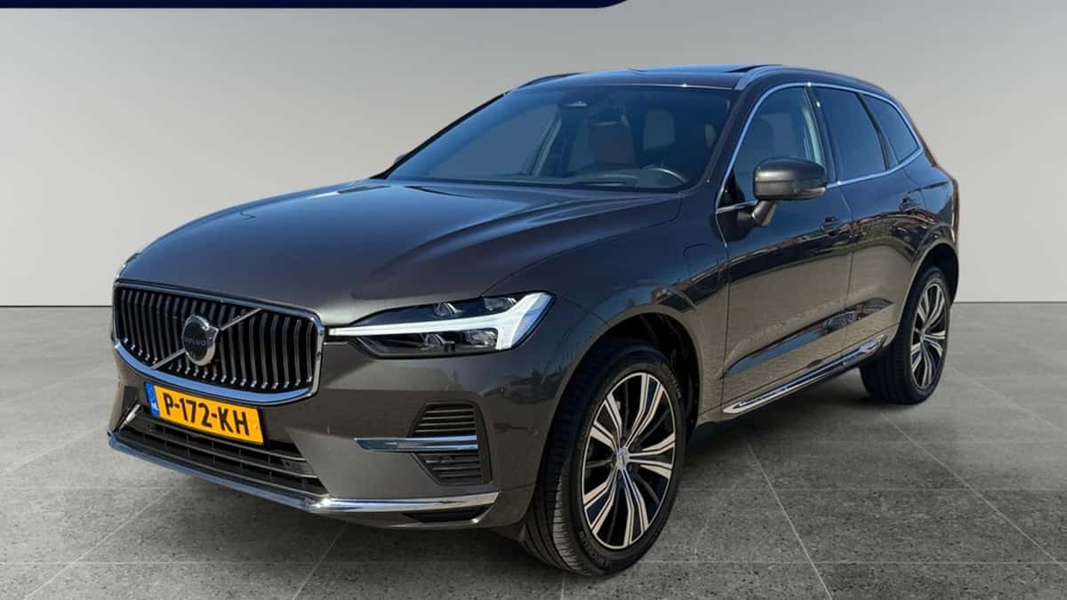 Volvo XC60 (2022) — foto 1