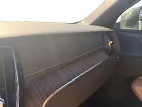 Volvo XC60 (2022) thumbnail 17