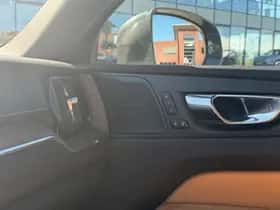 Volvo XC60 (2022) thumbnail 20