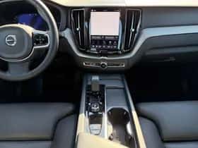 Volvo XC60 (2024) thumbnail 15
