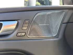 Volvo XC60 (2024) thumbnail 17