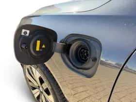 Volvo XC60 (2024) thumbnail 8
