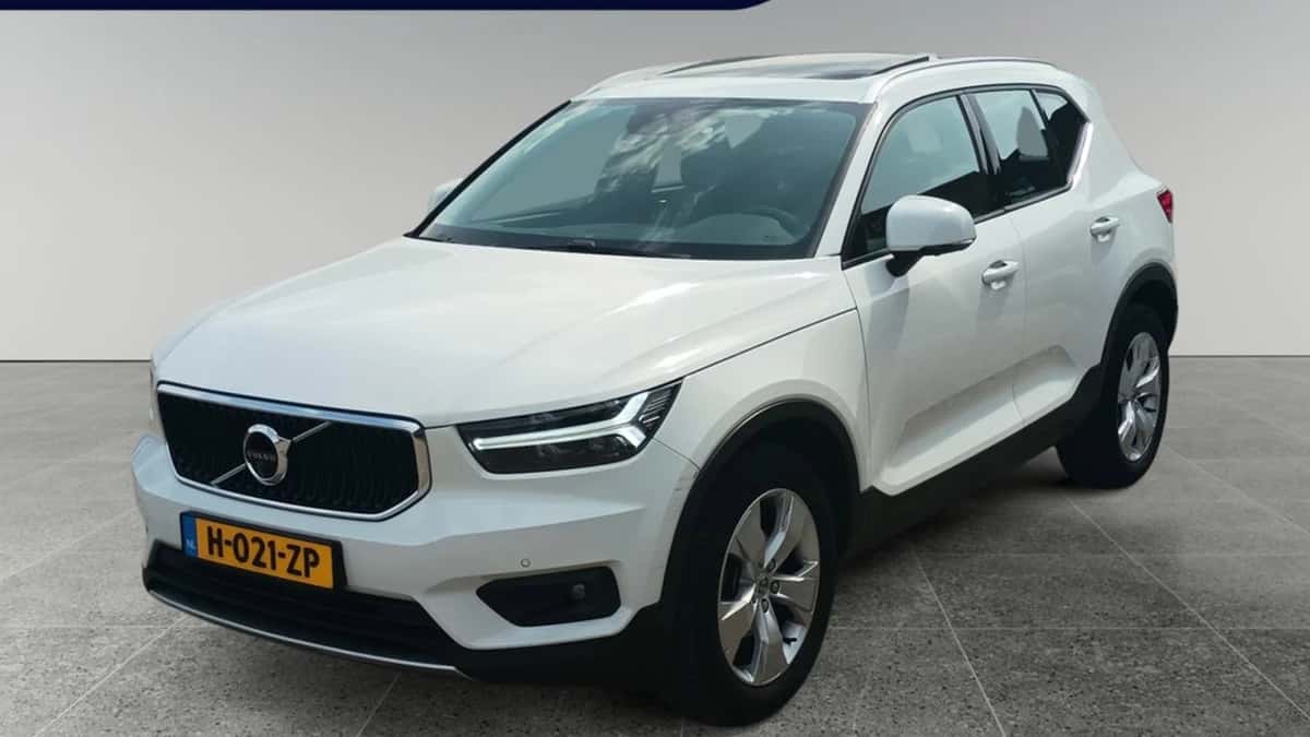Volvo XC40 (2020) — foto 1