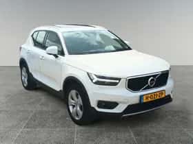 Volvo XC40 (2020) thumbnail 2